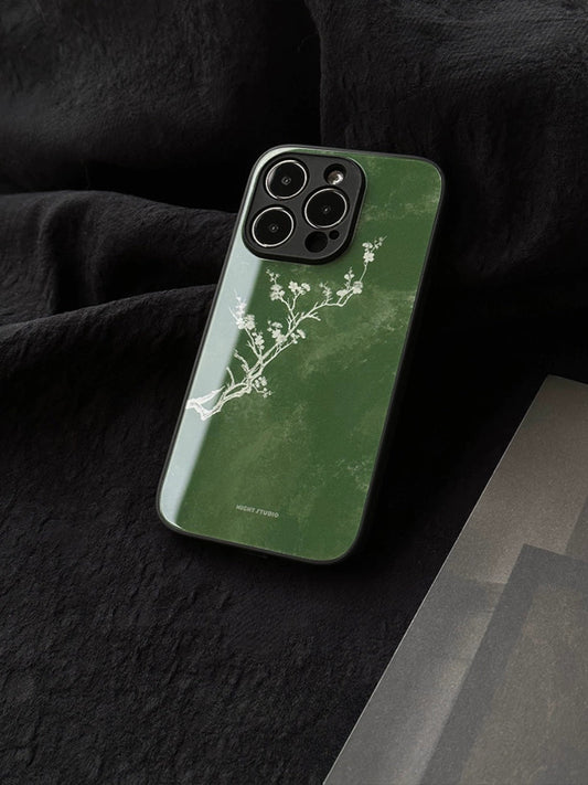 Night Studio Plum Blossom Vintage Green Phone Case