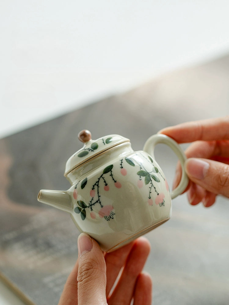 Plant ash + hand + powder falling flower ceramic small tea + tea making and tea drinking household + tea making utensil Kung Fu tea set