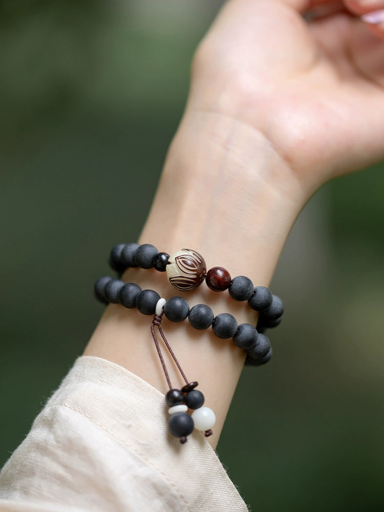 Ancient Apricot Hand Female Mori Rookie Love Buddha Bead Bracelet Sandalwood Bracelet Natural Chinese Buddha Bead