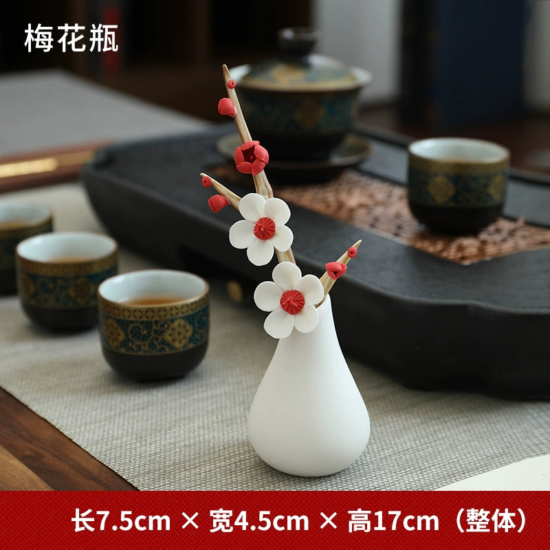 New Chinese-style ceramic handmade plum blossom vase, desktop design, guest flower arrangement, home furnishing, room design