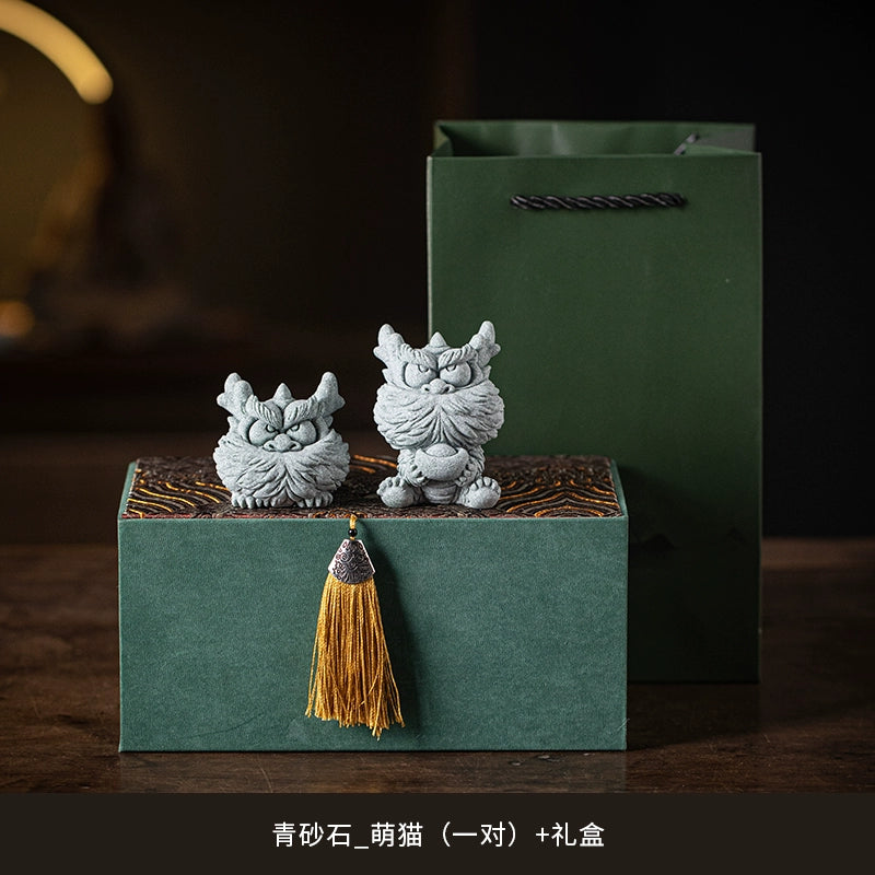 The little god of the meaning is to send a package of tea and tea, and this piece can be used as a zodiac sign.