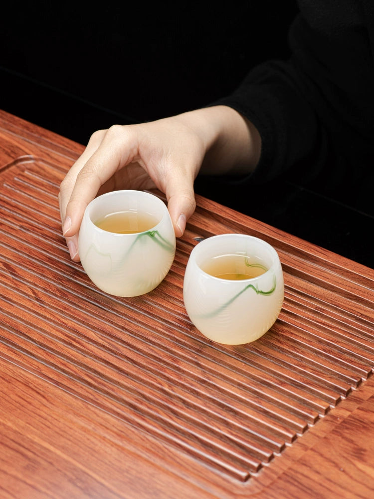 Jade + Jade Teacup Wine Cup Kung Fu Tea Set Self-Use + Raw High + Jade Master Cup ++ Tea Cup