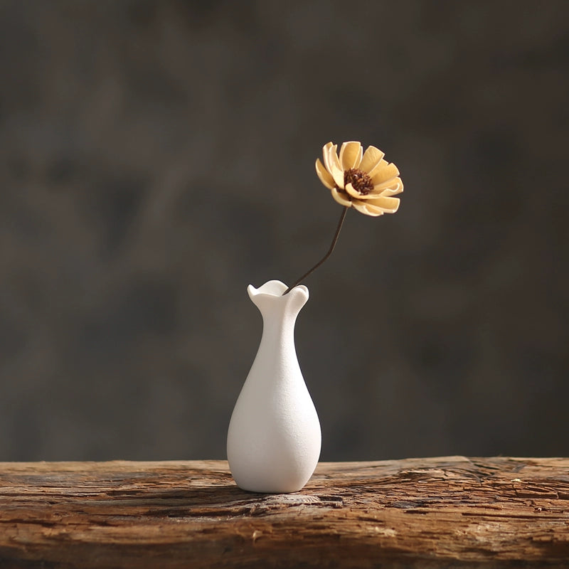 Generation Chinese Home Furnishing Ceramic Small Vase Flower Insert Simulation Flower Dry Flower Device